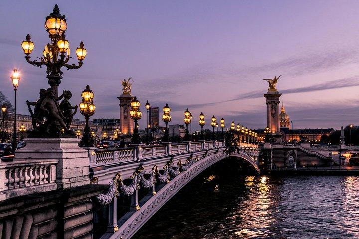 Bastille's Architecture & Artisans Self-Guided Walking Tour