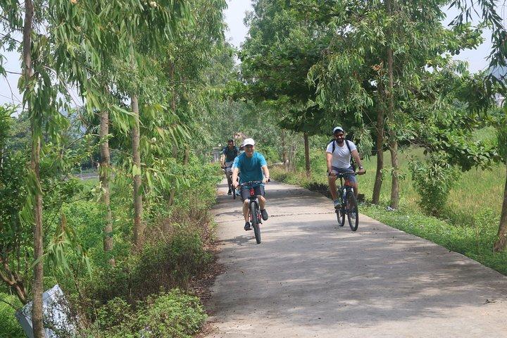 Ninh Binh Bicycle Start from Hanoi -Cycling rural villages + Boat