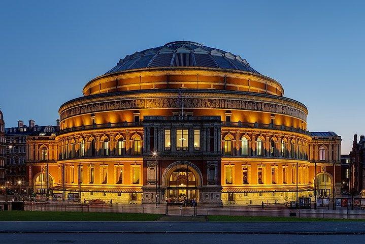 Half day London Private Tour in Executive Luxury Vehicle