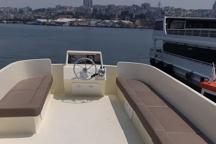 Sunset Cruise on Luxury Yacht in Istanbul Bosphorus