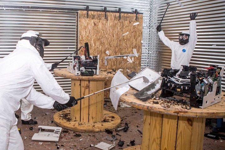 Wreck Room - A Destruction Experience, Standard Wrecking