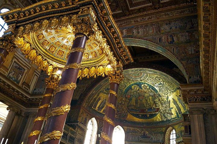 Rome: Between Holy Doors Small Group Walking Tour