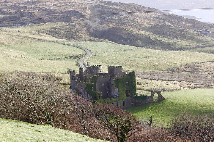 From Galway: Guided tour of Connemara with 3 hour stop in Kylemore Abbey