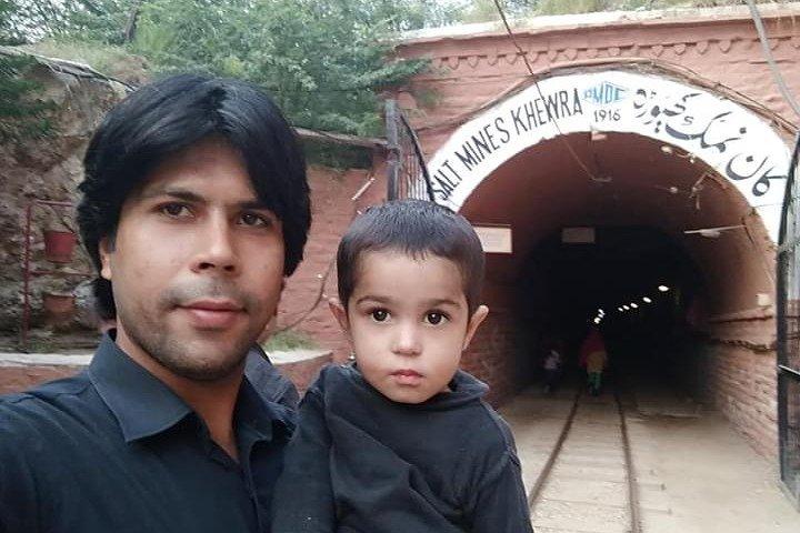 From Lahore: Katas Raj Temple, Khewra Salt Mines & Kalar Kahar Day Trip