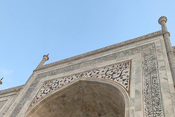 Safe Private Transfer From New Delhi Airport or Hotel to Agra