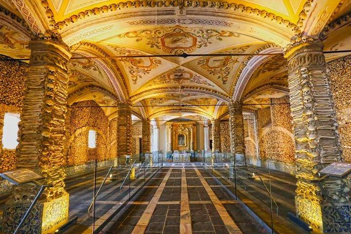 From Lisbon: Luxury Evora Full-Day Private Tour