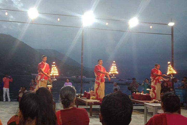 3/4 Hours Explore Fewa Lake with Boating,Walking & evening Spiritual Chanting