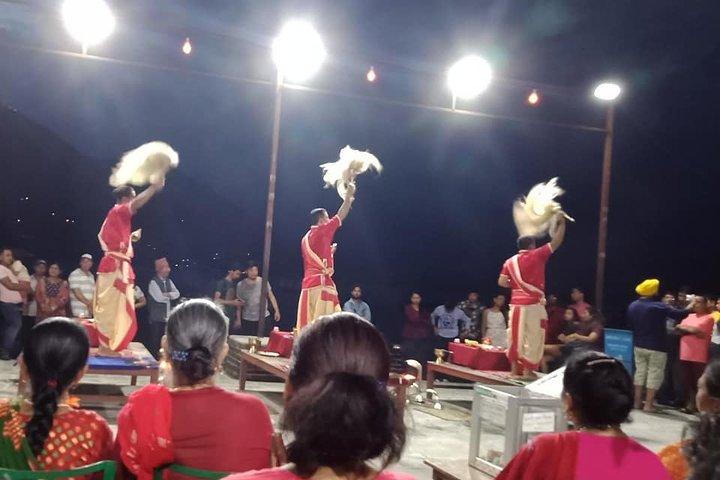 3/4 Hours Explore Fewa Lake with Boating,Walking & evening Spiritual Chanting