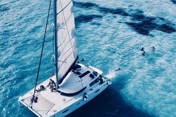 Isla Mujeres Sailing catamaran tour