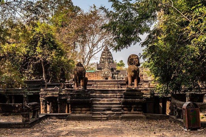 4-Day Tour(The Amazing Face, Jungle of Temple & Holy Clay)