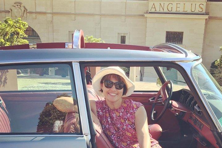 Private wine trip to Saint-Emilion aboard vintage French presidential car