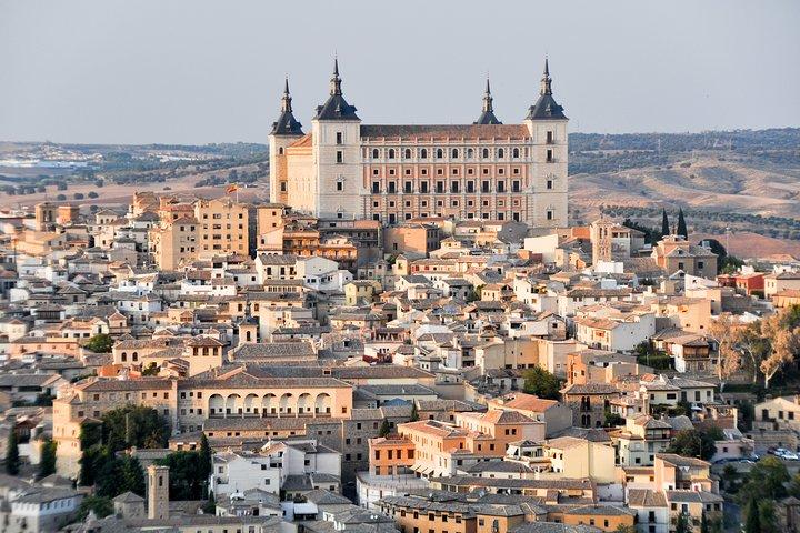 Toledo and Segovia Private Tour with Hotel Pick up from Madrid