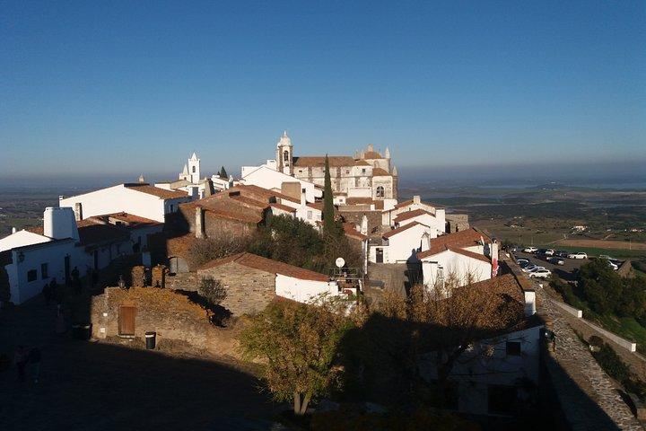 Private Tour to Evora and Monsaraz from Lisbon