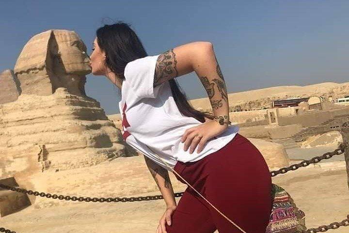 Private tour to the Giza pyramids, Sphinx, optional camel, lunch