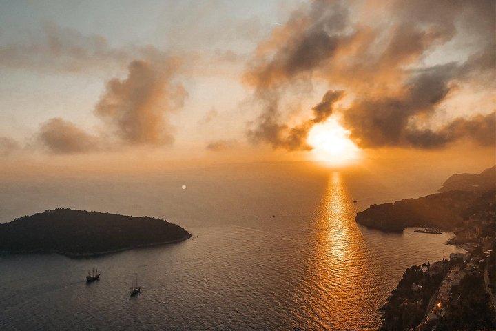 Dubrovnik E-Tuk Tuk Sunset Tour to Mount Srd