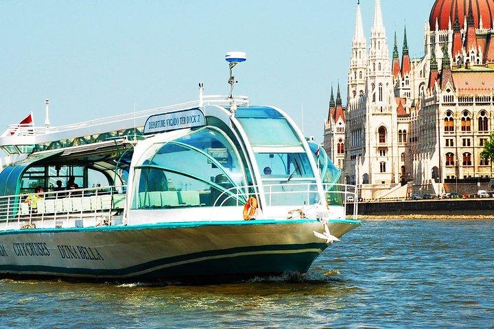 Budapest Parliament Audio Guide Tour with Danube Cruise
