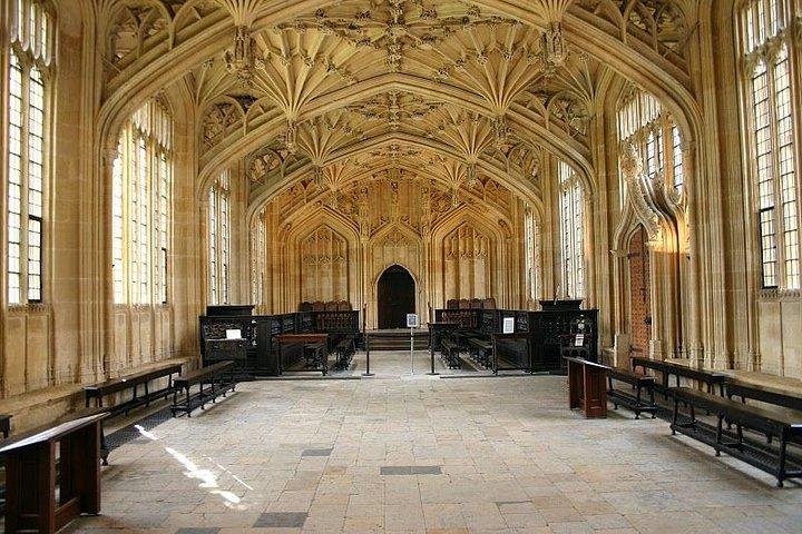 Private Day Tour to Oxford and The Cotswolds