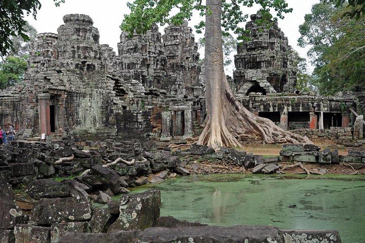 Private Tuk Tuk Tour Angkor Wat and Small Circle and Five Extras