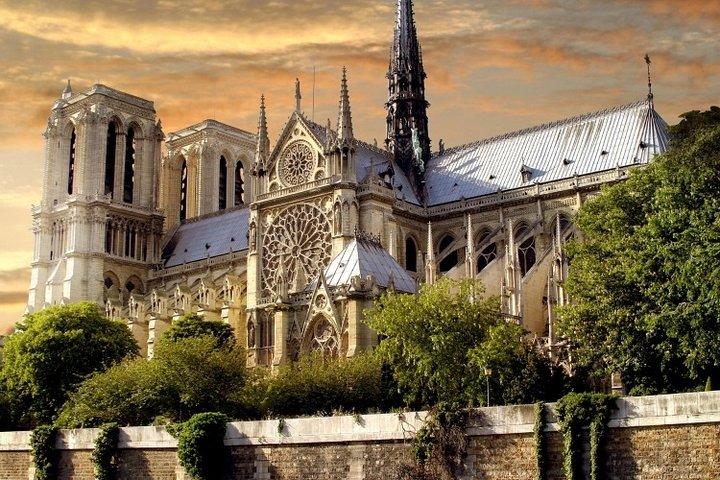 Private Transfer: Port of LE HAVRE to Paris by Luxury Van