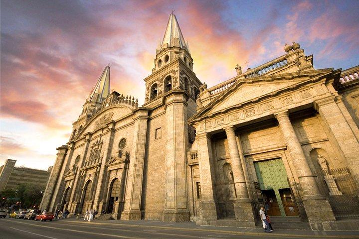 City tour in Guadalajara and Tlaquepaque