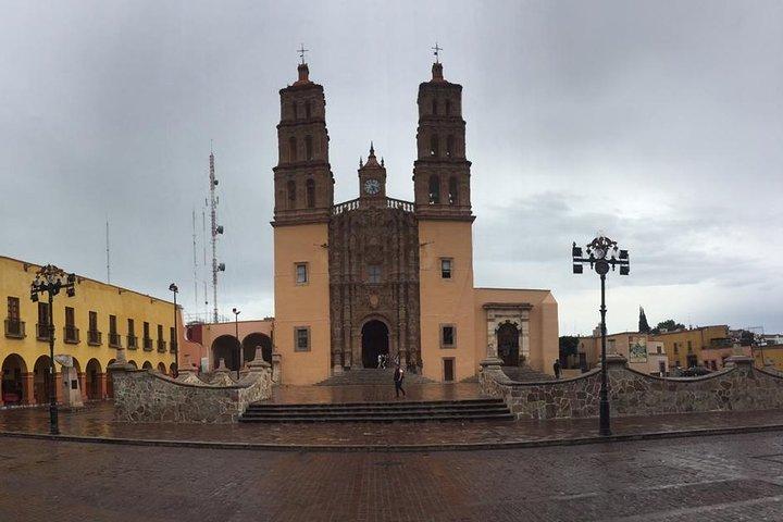 Magical town Dolores Hidalgo and Sanctuary of Atotonilco - San Miguel de Allende