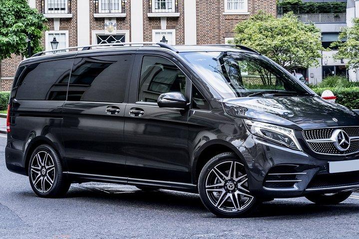 Arrival Transfer: Airport FLR to Florence by Luxury Van