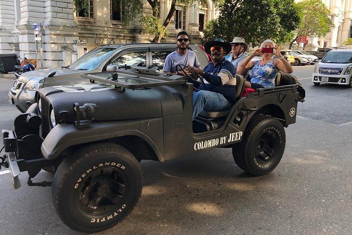 Colombo City Tour by Land Rover Series 1 Jeep