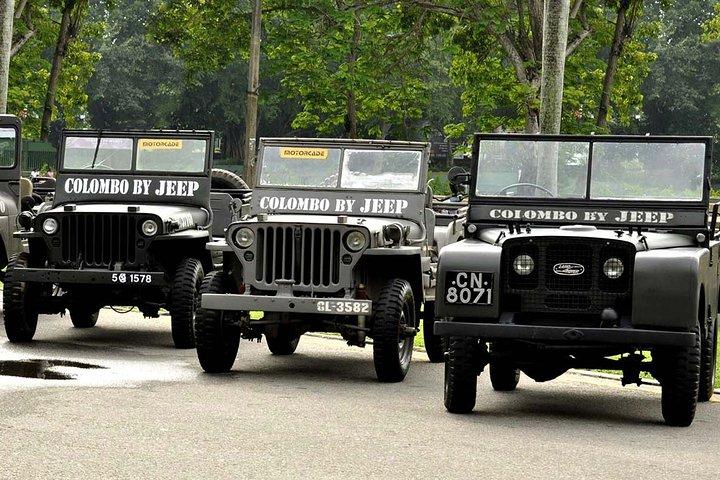 Colombo City Tour by Land Rover Series 1 Jeep