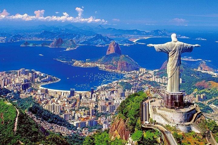 Airport Transfer: Airport GIG to Rio de Janeiro by Business Car