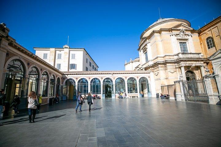 Skip-the-line Vip Private Tour of Vatican Sistine Chapel&Basilica