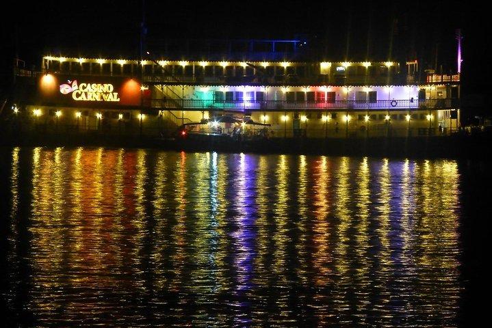 Goa at Night - Sightseeing, Cruise and Dinner in Local Restaurant