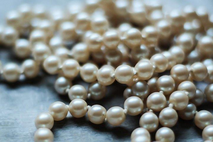 Mallorca Tour: Hams Caves and Pearl Shop with Hotel Pick up