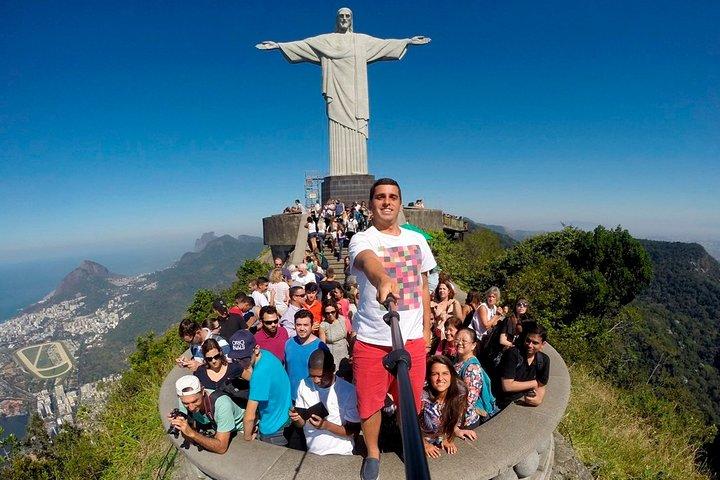 Guided Tour to the Redemptor Christ and City in Rio de Janeiro