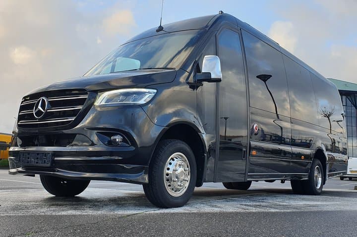 1-15 persons Taxi or Bus Transfer Amsterdam city to Airport