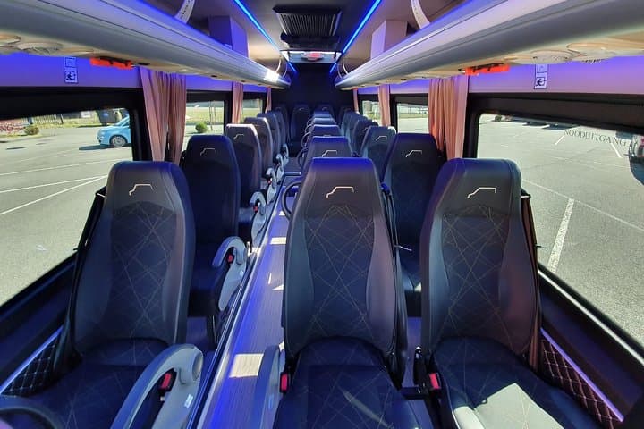 1-15 persons Taxi or Bus Transfer Amsterdam city to Airport