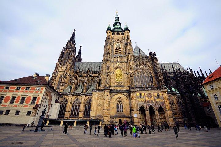 Prague Castle Walking Tour