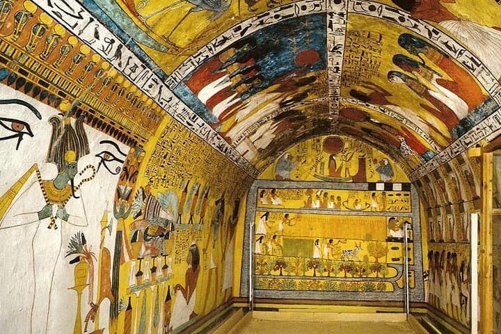 Private Luxor Tour Habu Temple, Valley of the Nobles & Deir El Madina with Lunch