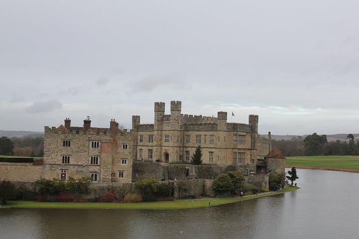 Canterbury Cathedral, Leeds Castle and Dover Castle Private Tour
