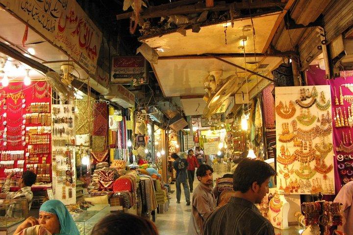 Premium Services: Lahore Guided Day Trip