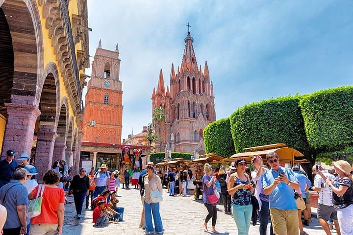 Private Tour: Discover San Miguel de Allende from Mexico City