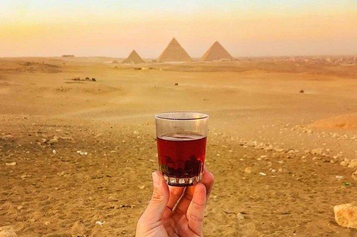 Half Day Tour to Giza Pyramids and Sphinx from Cairo