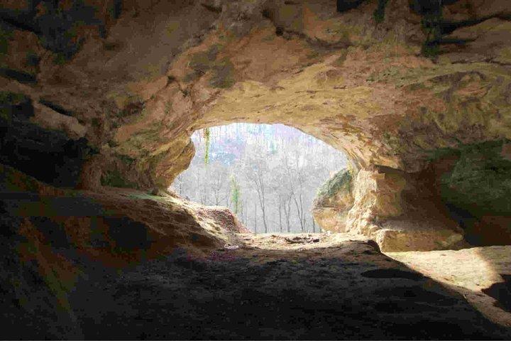 Explore Belilena Cave from Mount Lavinia