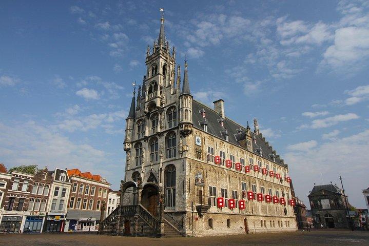 Private tour from Rotterdam to Windmills of Kinderdijk & Gouda Cheese Experience