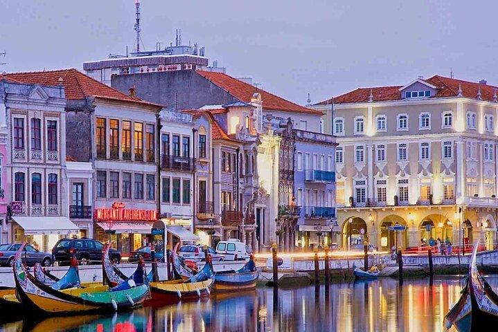 Private day tour of Coimbra and Aveiro from Lisbon