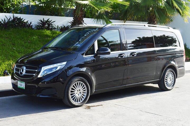 Shared Transportation From Cancun Airport to Playa Mujeres