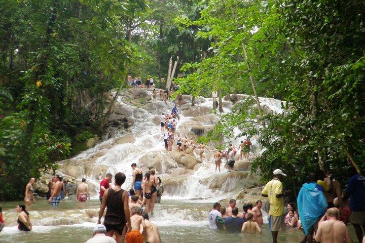 Dunn's River Falls Climb and Beach Include Entry Fee (ᵔᵕᵔ)
