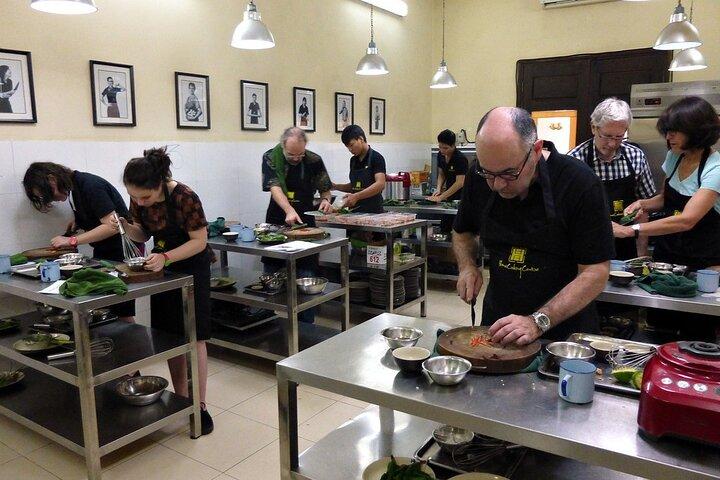 Half-day Hanoi Home Cooking Class
