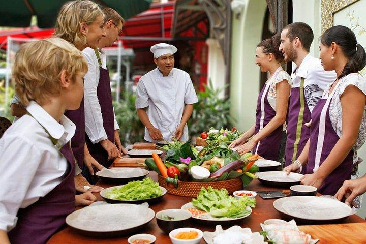 Half-day Hanoi Home Cooking Class