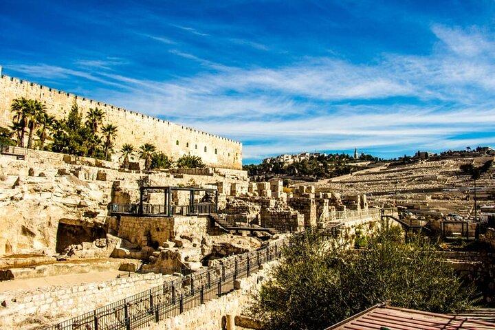 Jerusalem Temple Mount & Dome of the Rock from Tel Aviv