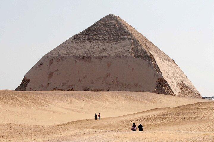 Explore the Pyramids of Ancient Egypt Giza Pyramids & Sakkara & Dahshur